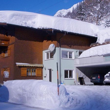 Haus Konzett Hotel Klosterle am Arlberg Exterior foto